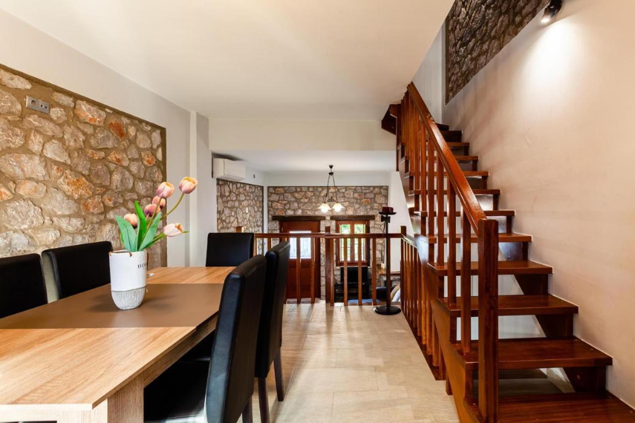 Stone Villas Dukes Parálion Ástros Exteriör bild