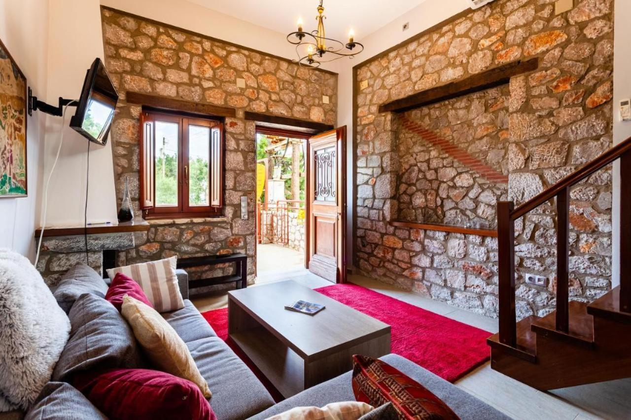 Stone Villas Dukes Parálion Ástros Exteriör bild
