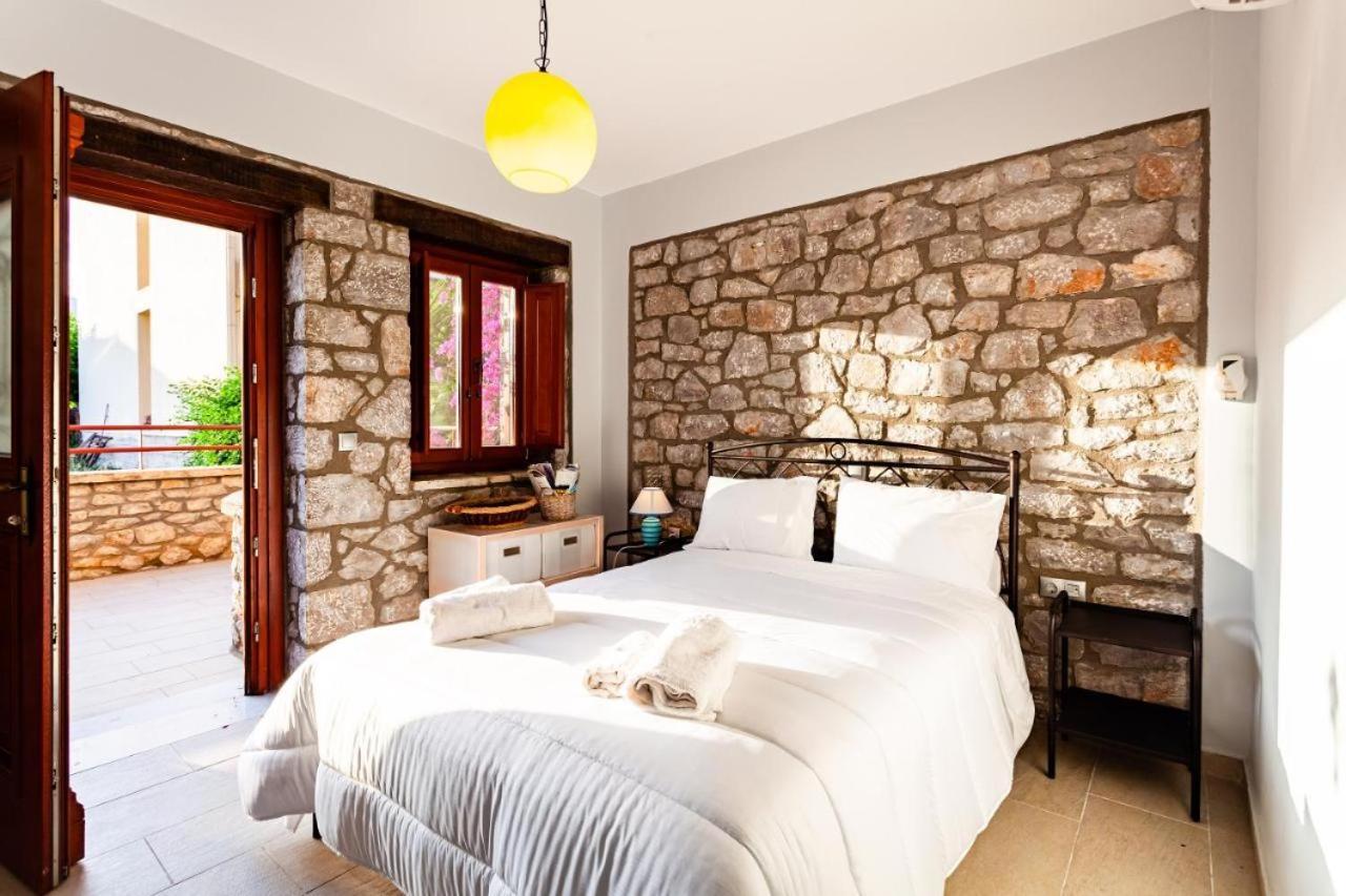 Stone Villas Dukes Parálion Ástros Exteriör bild